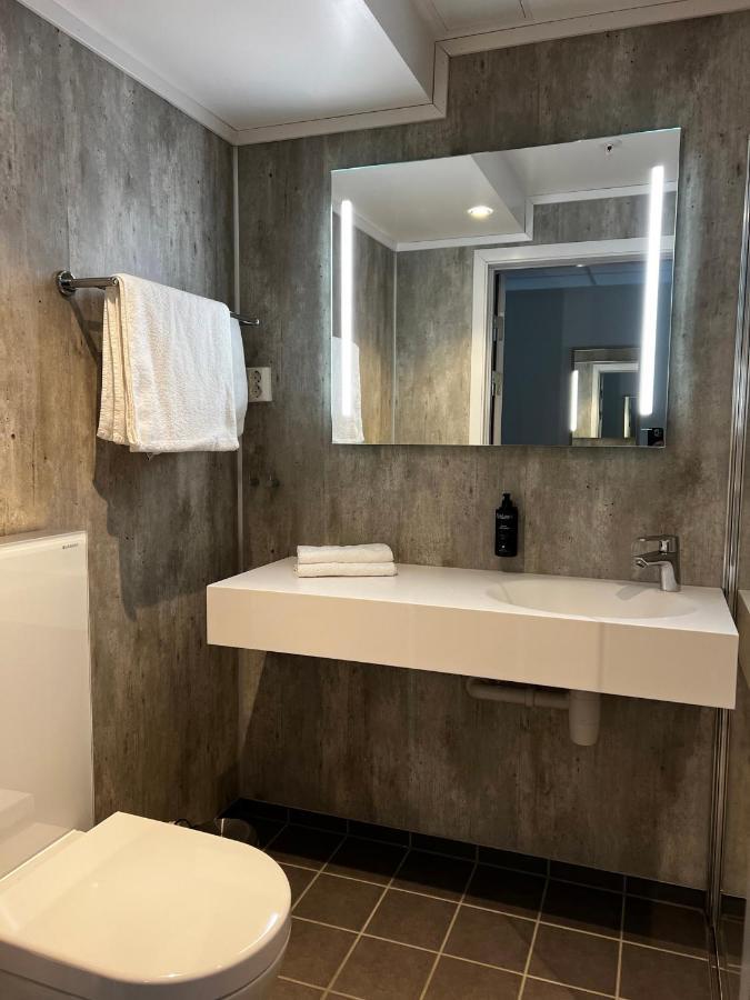 Frichs Ekspress Andalsnes Hotell Eksteriør bilde
